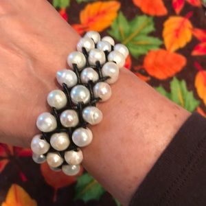 Fresh water pearl bracelet
